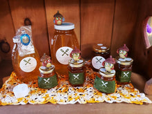 Load image into Gallery viewer, Necker&#39;s Farm 100% Raw Local Honey
